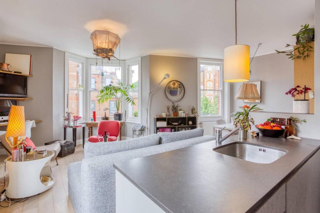 Beautiful And Airy 1 Bedroom Flat - West Apartment *