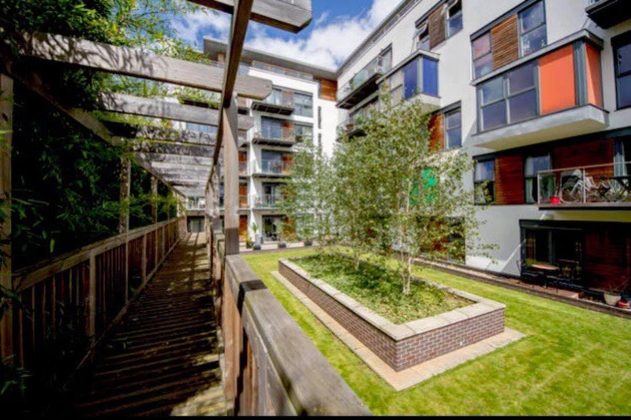 Apartment Amazing Riverside Boheme In Sw London! London