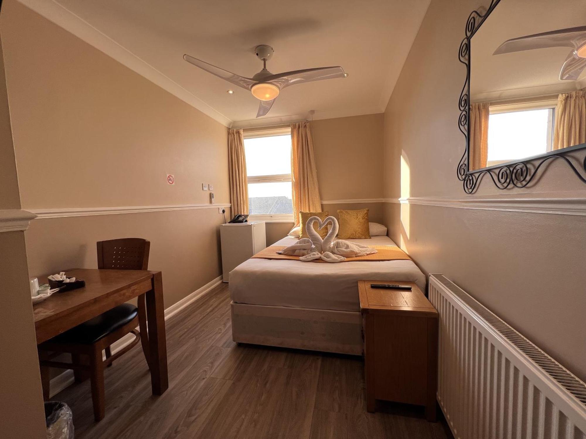 The Commongate Bed and breakfast