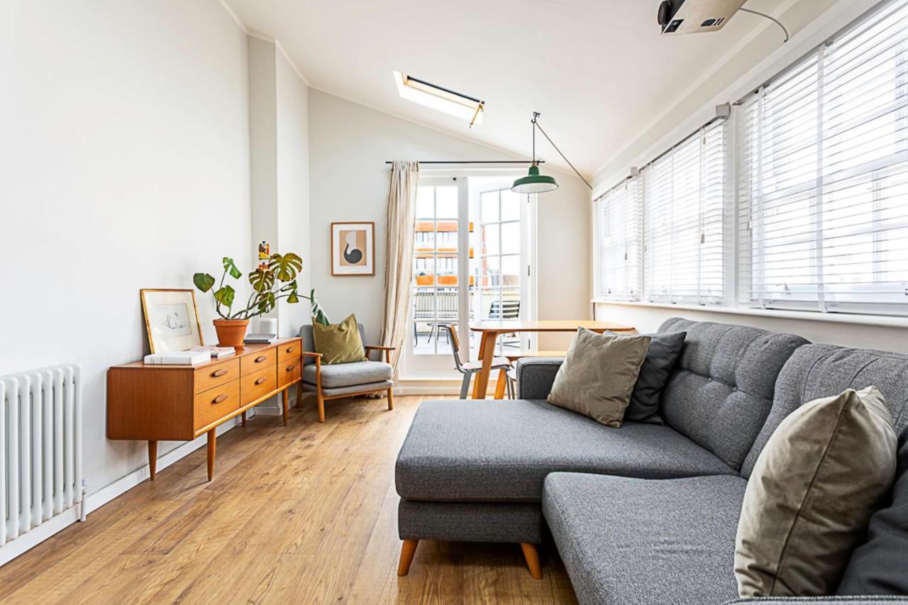 Gorgeous Hoxton Flat London