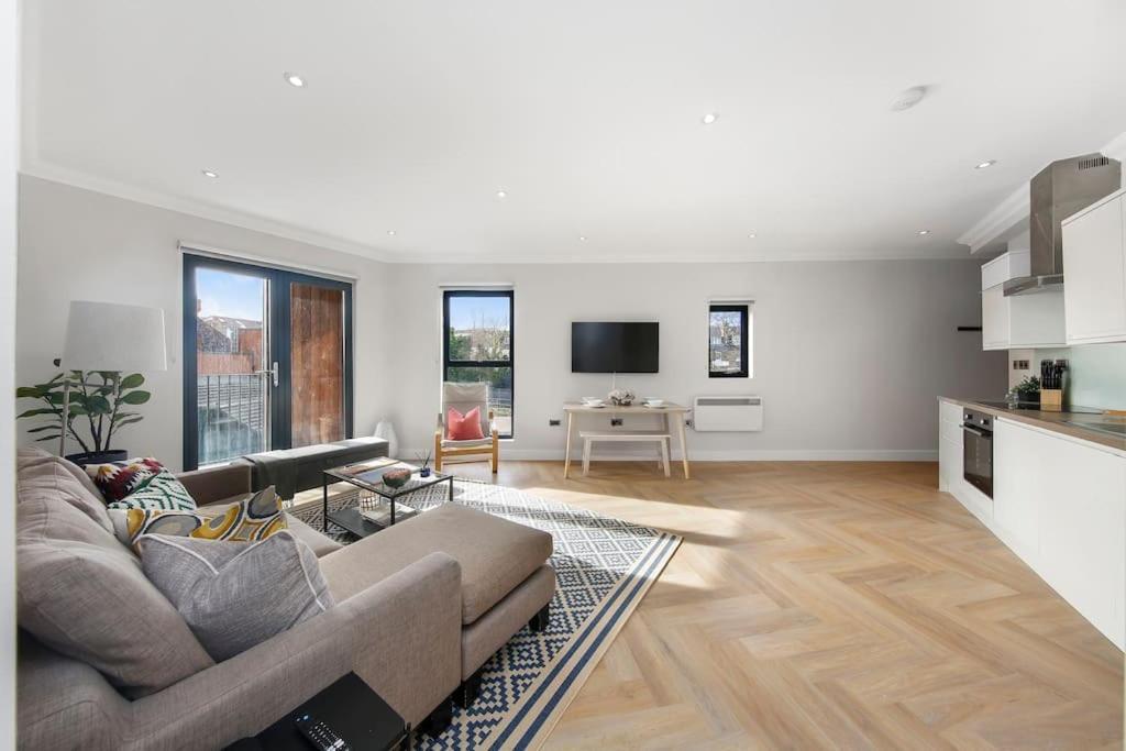 Amazing 2bed Flat 10min To Wimbledon Tennis Courts London