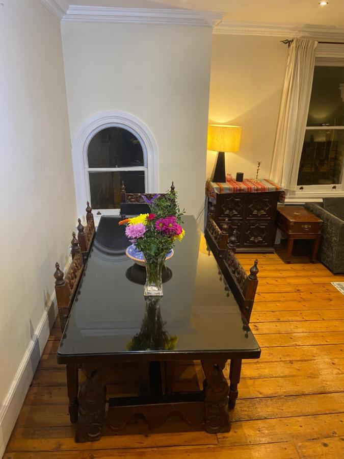 Charming And Beautiful In Wandsworth Privatunterkunft *