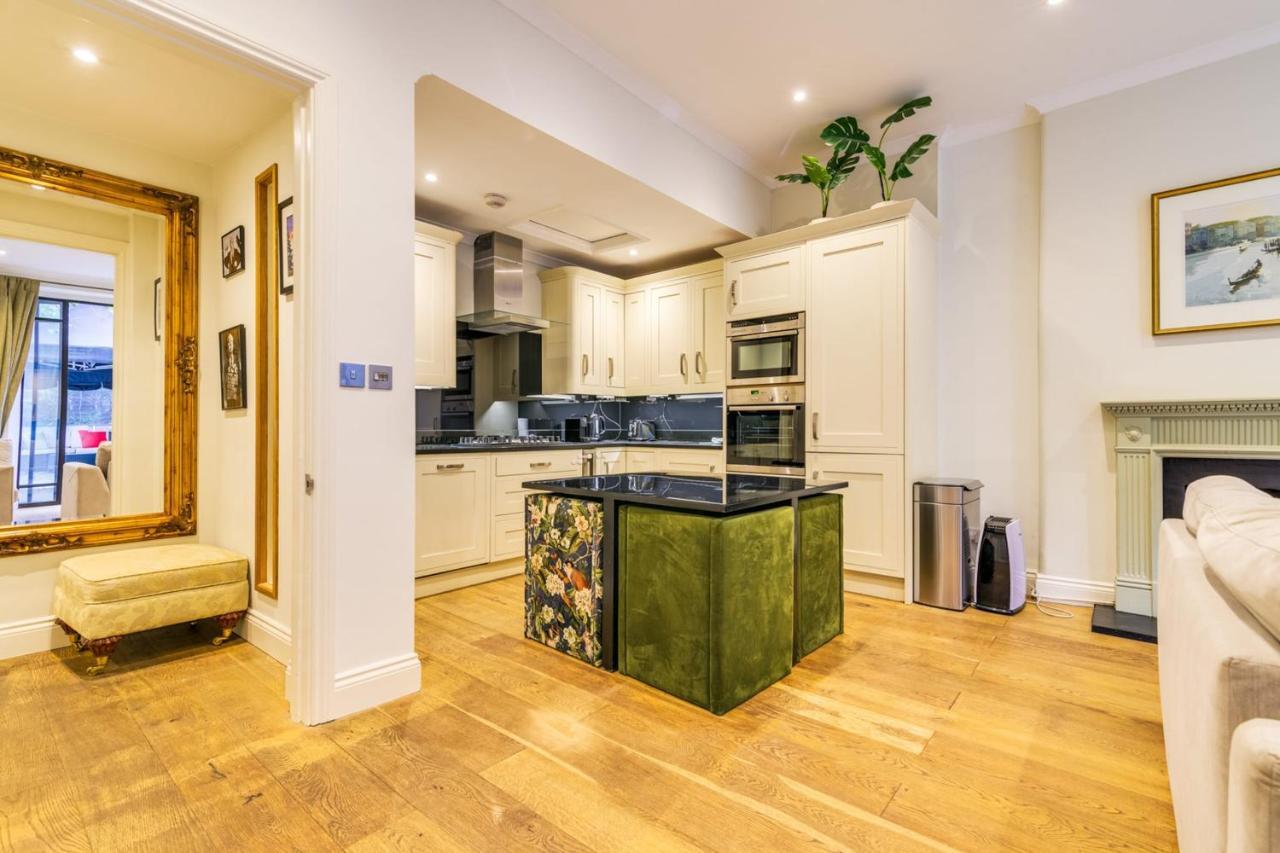Alfred Hitchcock's Garden Flat Apartment
