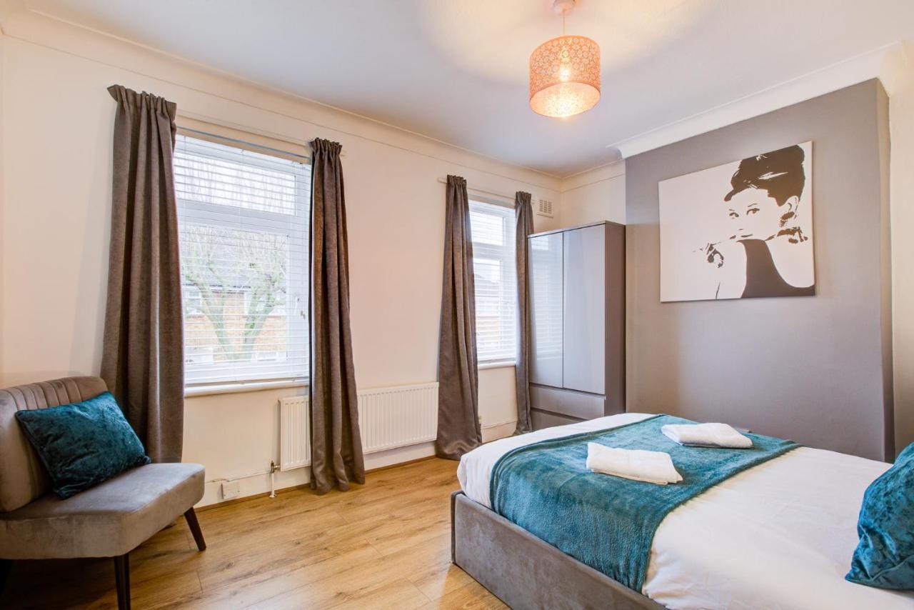 Statera - 2-bed House In Stratford *
