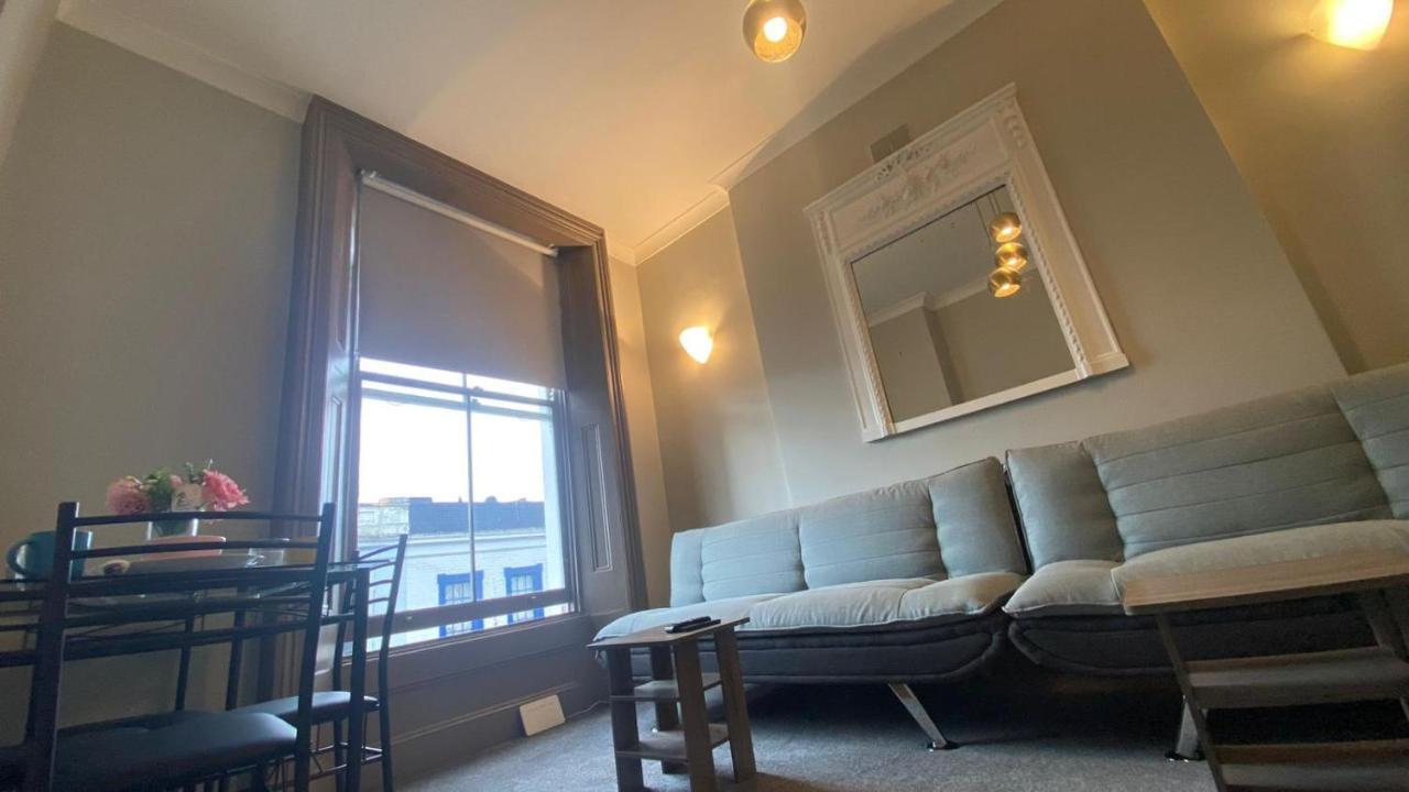 3 Notting Hill, Portobello Road-amazing Location! Leilighet