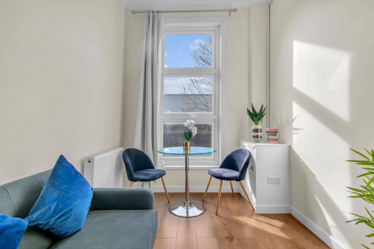 Studio In Euston, Camden Town Apartment