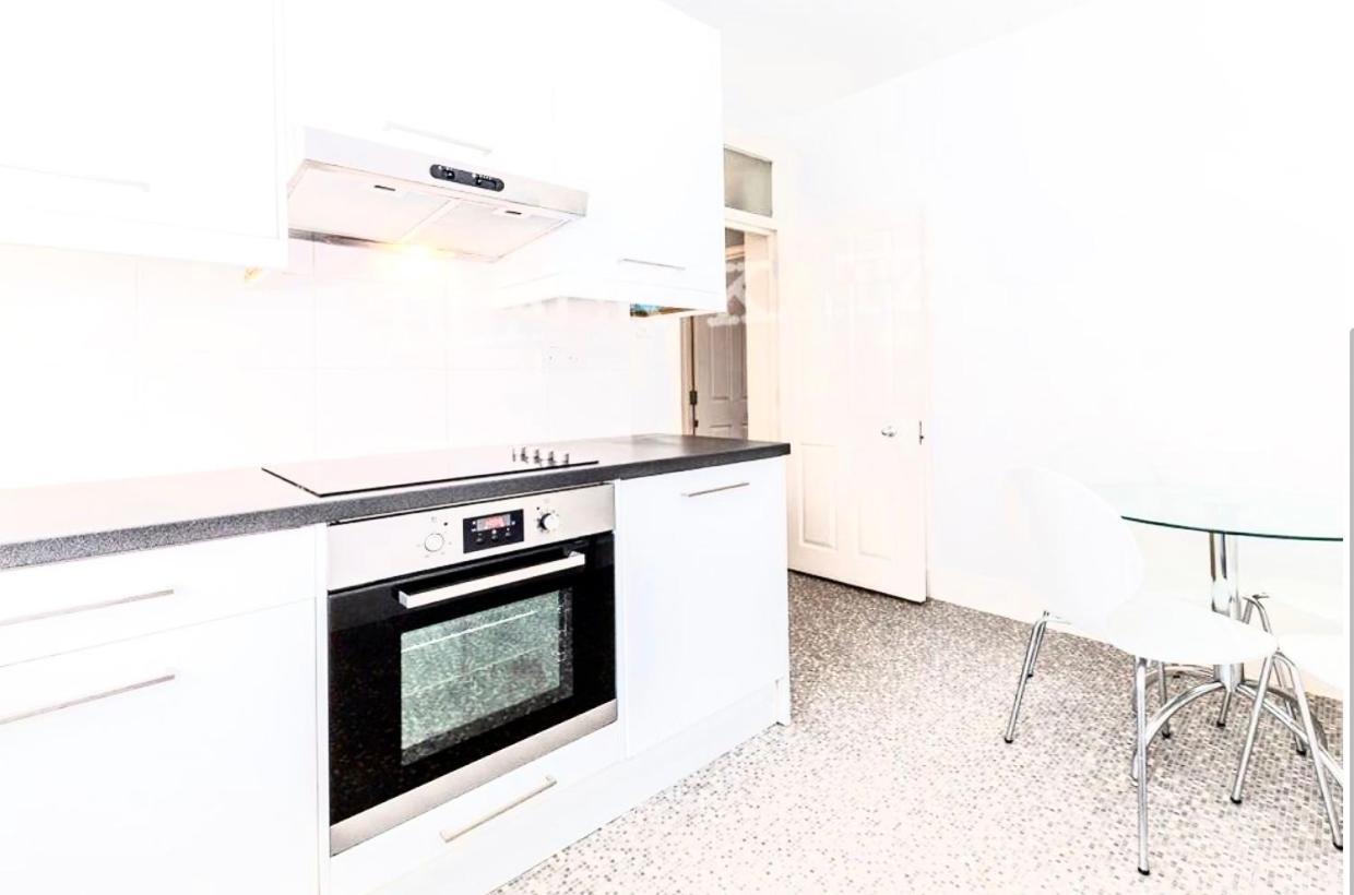 Bond Street Family Apartamento
