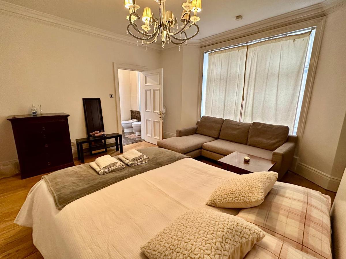 Habitación en casa particular En & Private Bathroom, In Marylebone, Paddington #room Name Is Paris# Londres