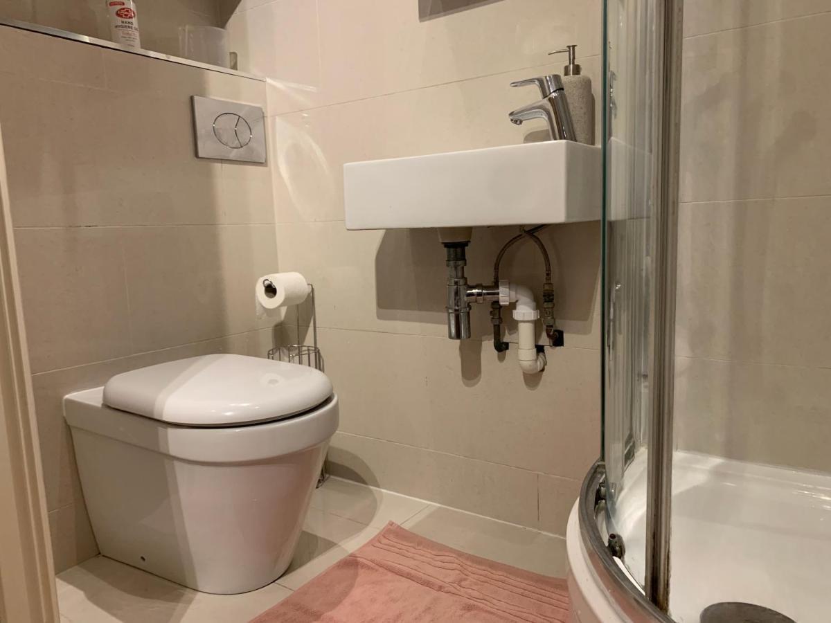 Studio 351 Ladbroke Grove, W10 6ha Apartment *