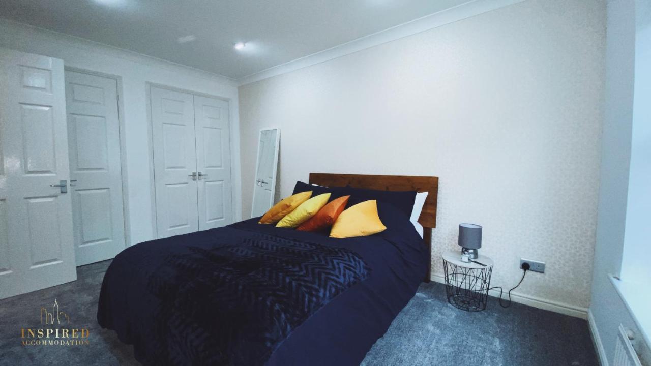 Apartment Brooklands Nw6 *