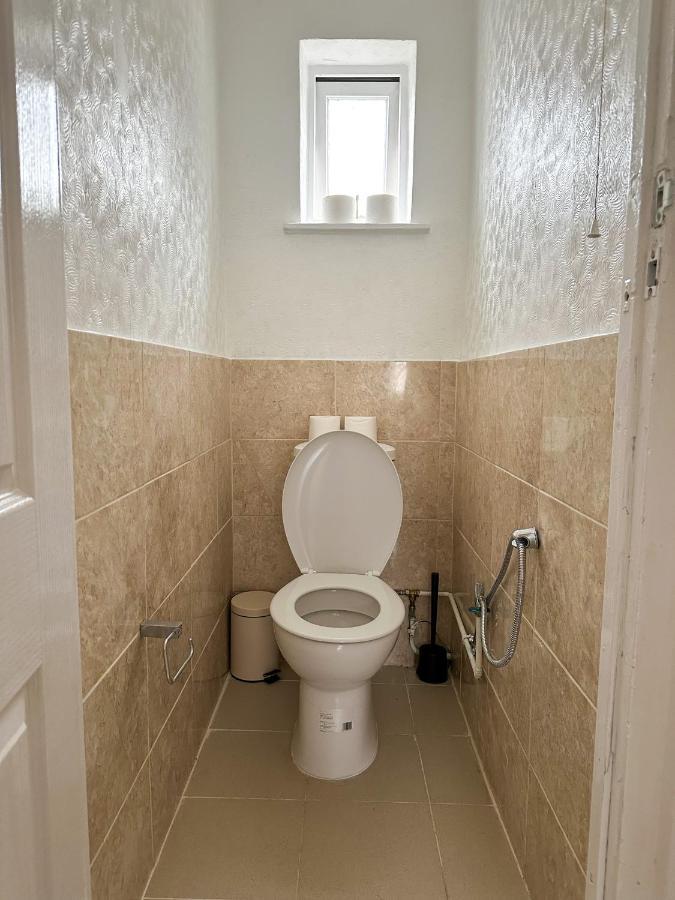 208 Clements Road Feriehus London