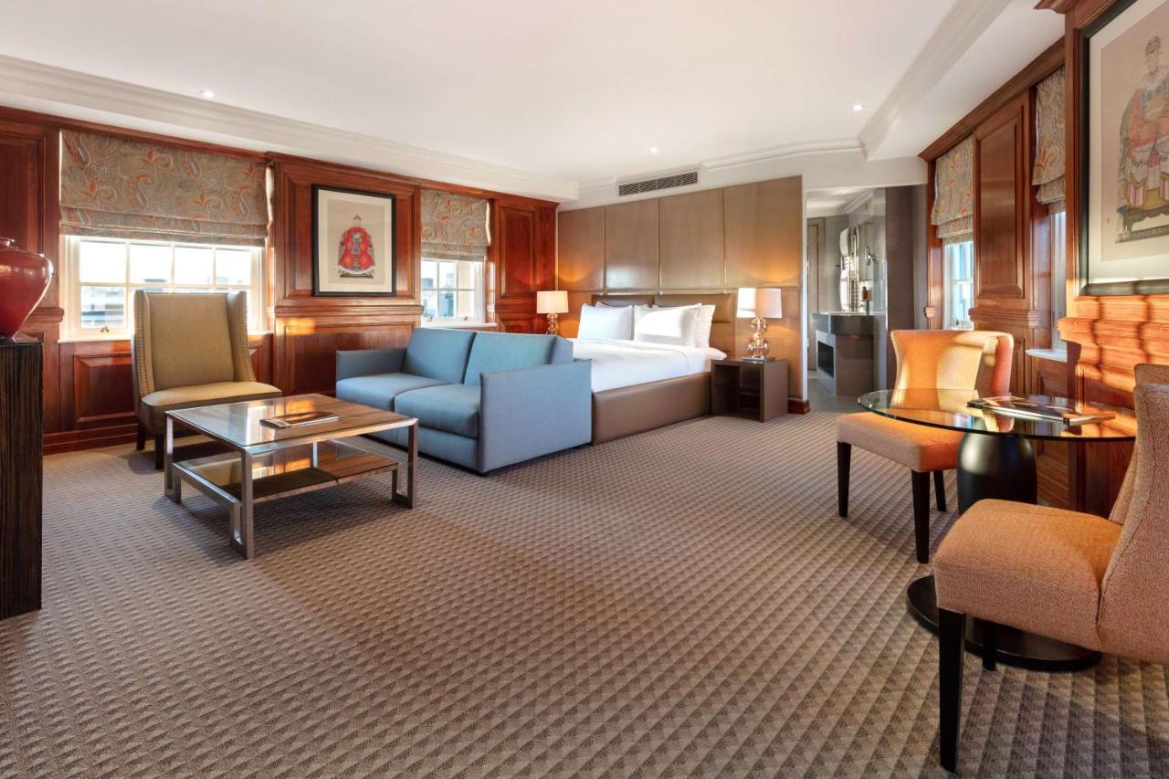 Radisson Blu Hotel, Bond Street Hotel 4*