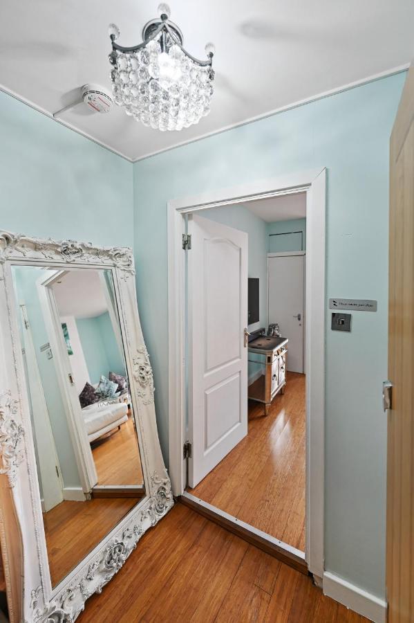 Hampstead Opulence - Luxurious Split Level Appartement *