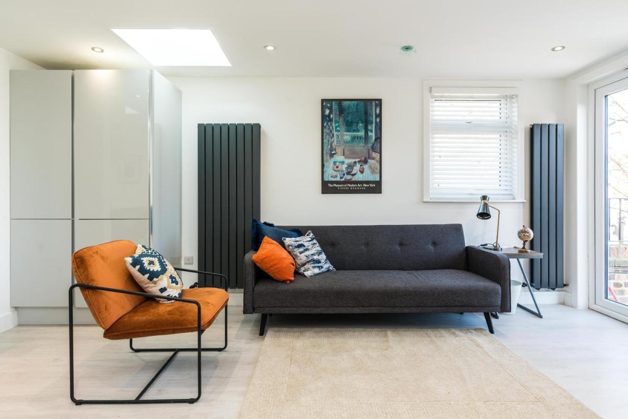 Spacious Modern 2 Bedroom Flat Apartamento