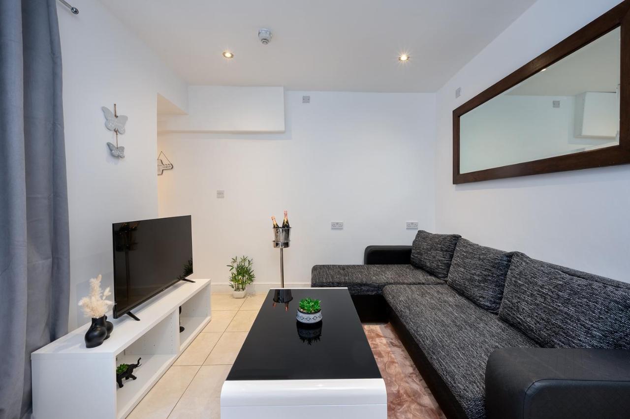 10 Min Walk Oxford St - Hyde Park Appartement Londen