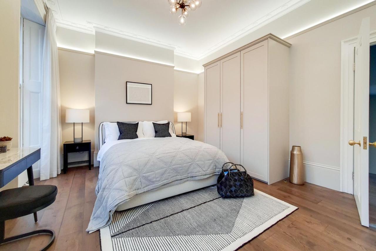 The Argyle Collection Near Kings Cross St Pancras * London