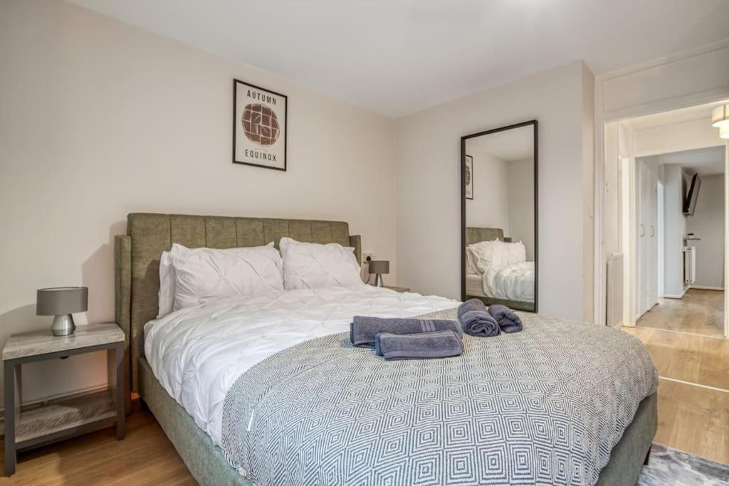 1 Bedroom Flat - Brixton *