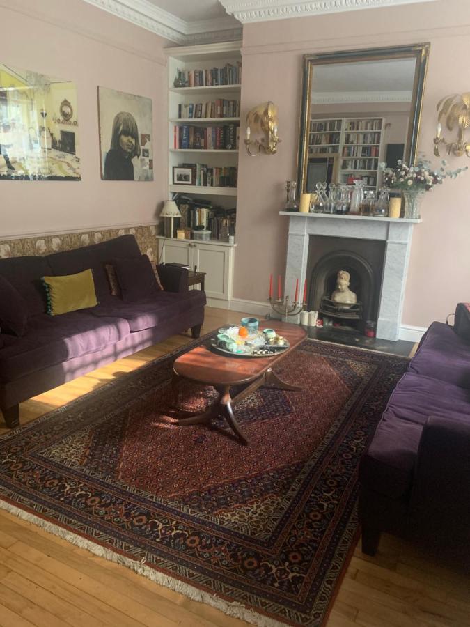 In Notting Hill Apartment London
