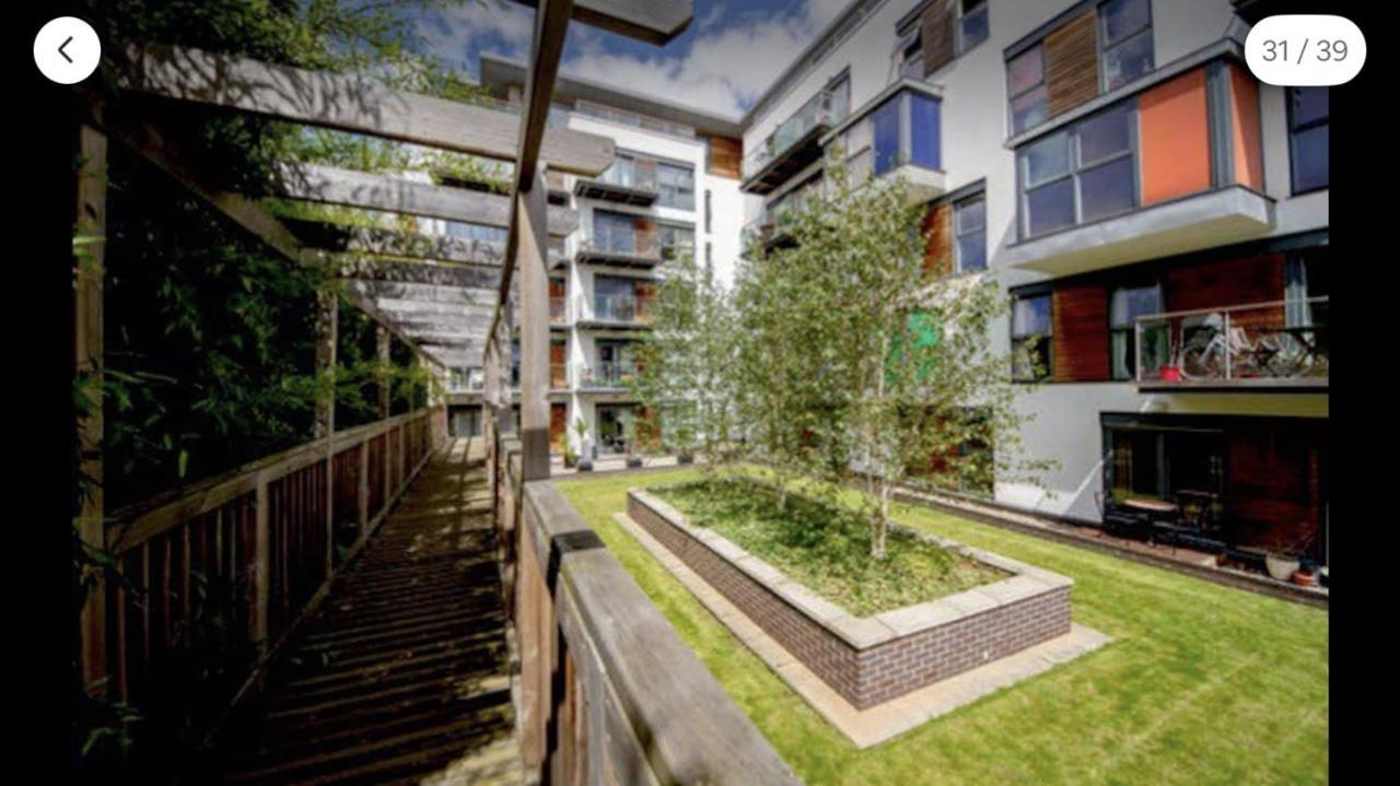 Appartement Complete Bohemian Luxury Sanctuary Londen
