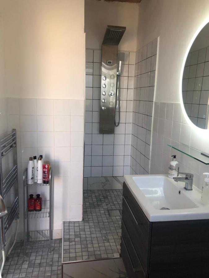 Super Location 2, 1min Metro 10 Min From Camden Apartment