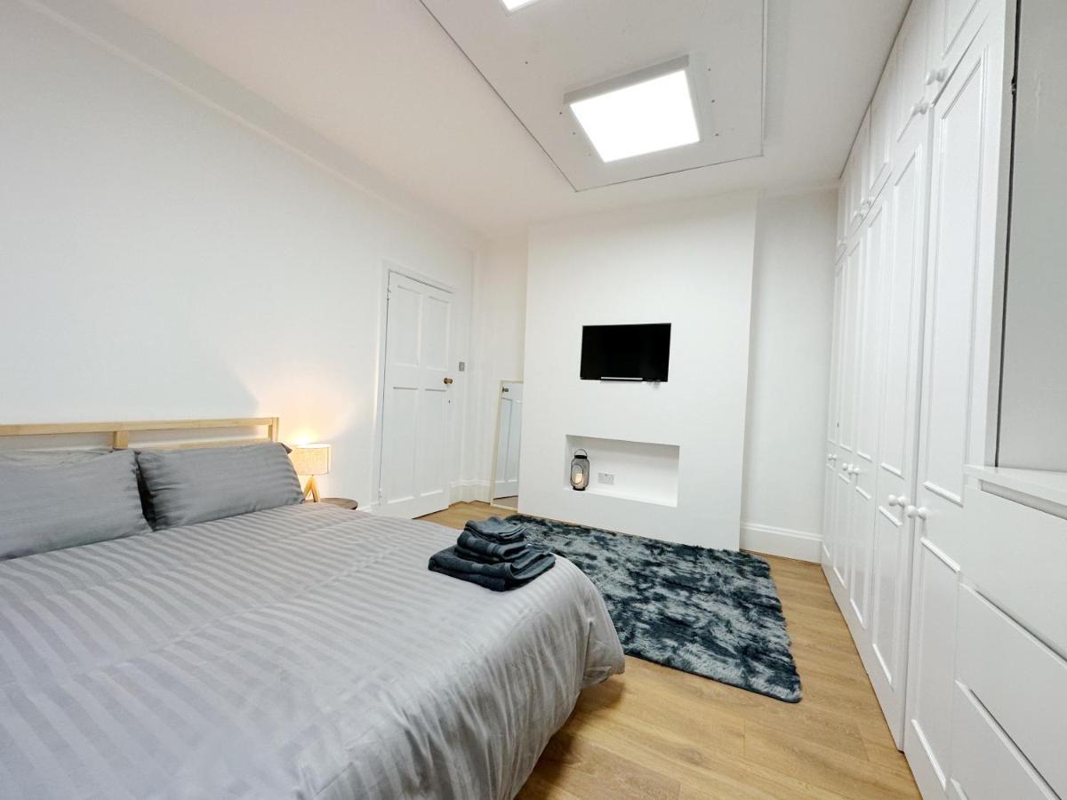 Cacao Boutique Flat- Kensington *