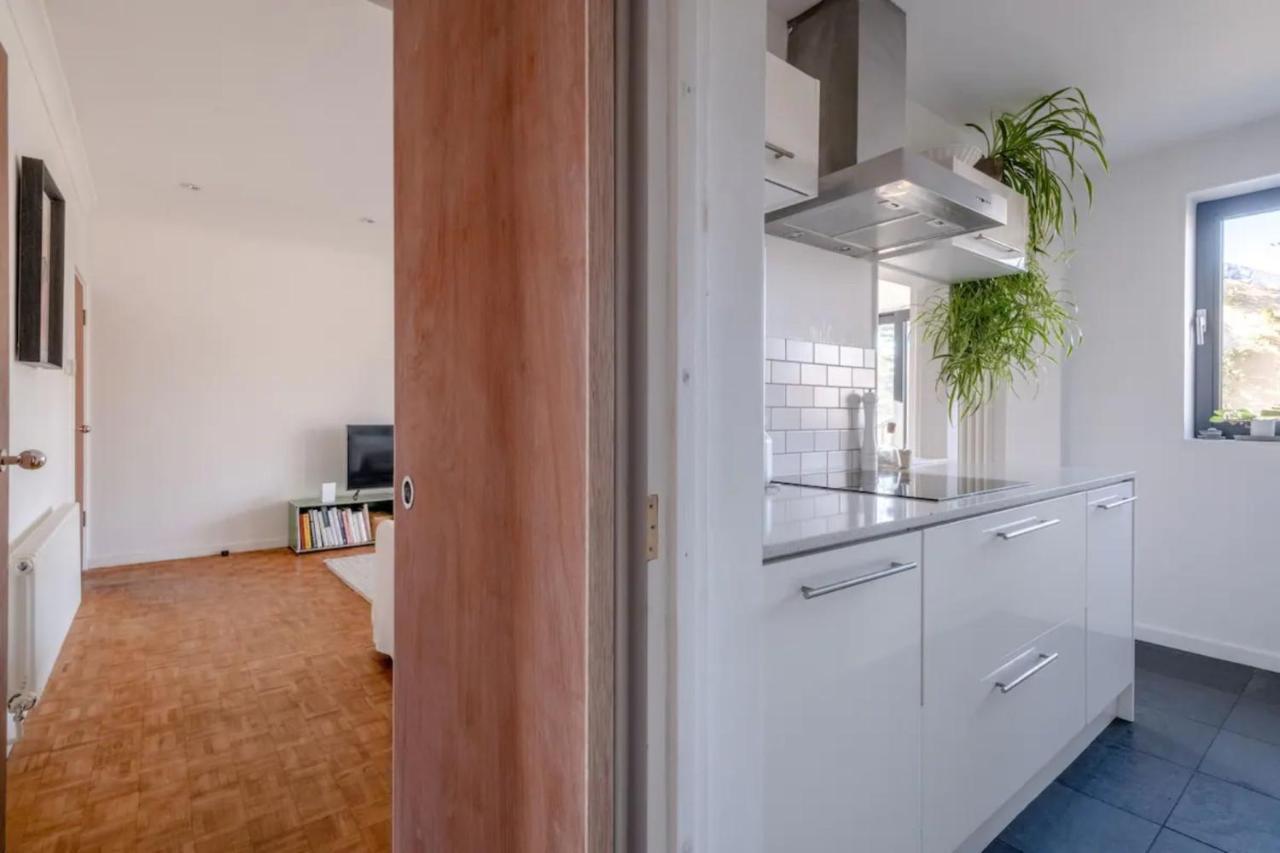 Peaceful 2 Bedroom Flat With Roof Terrace - Hackney London