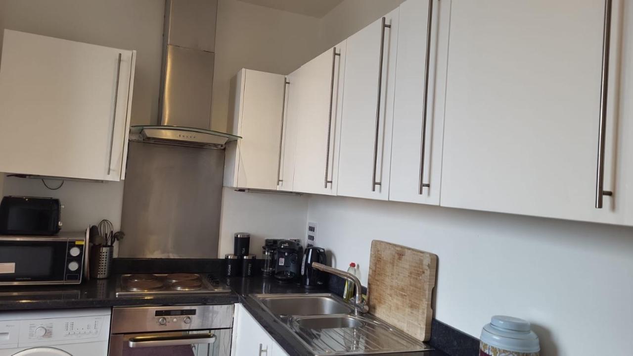 Cosy Entire In Whitechapel/commercial Rd Leilighet