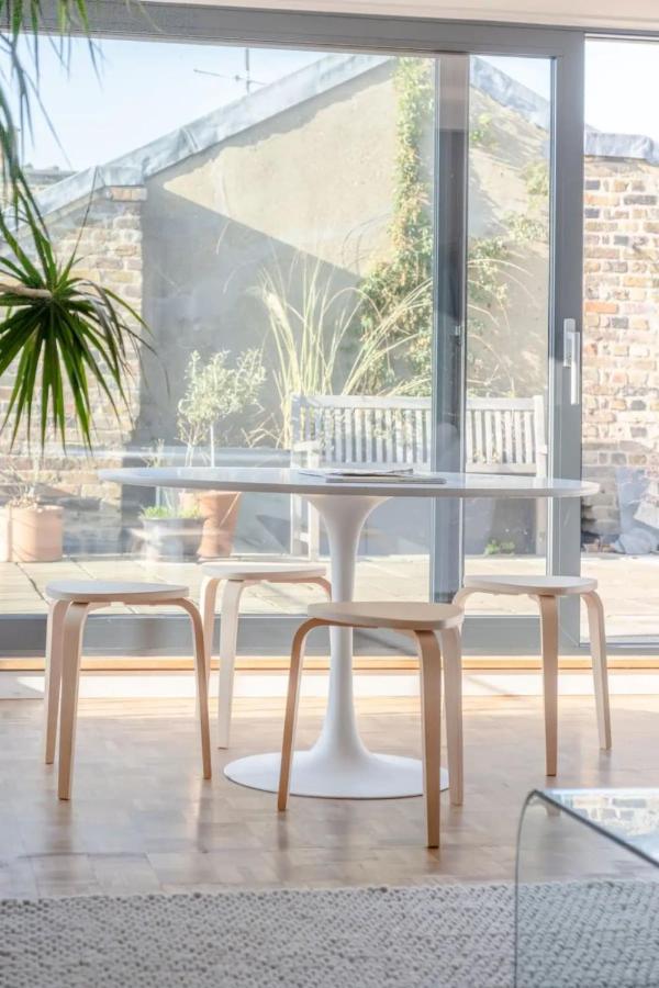 Peaceful 2 Bedroom Flat With Roof Terrace - Hackney * London