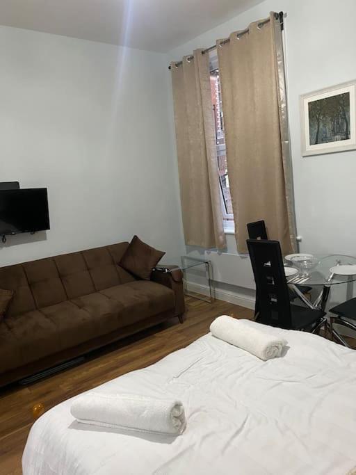 007- S1premium Location Studio Central Apartment