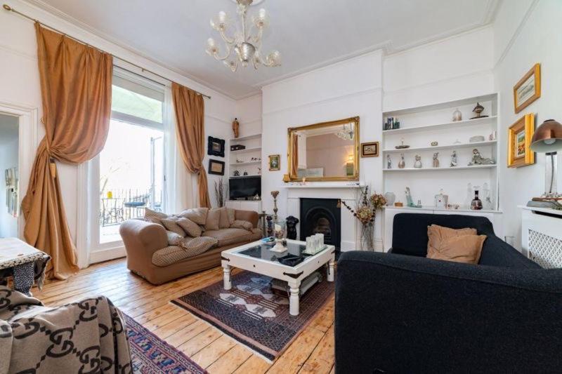 Elgin Terrace * London