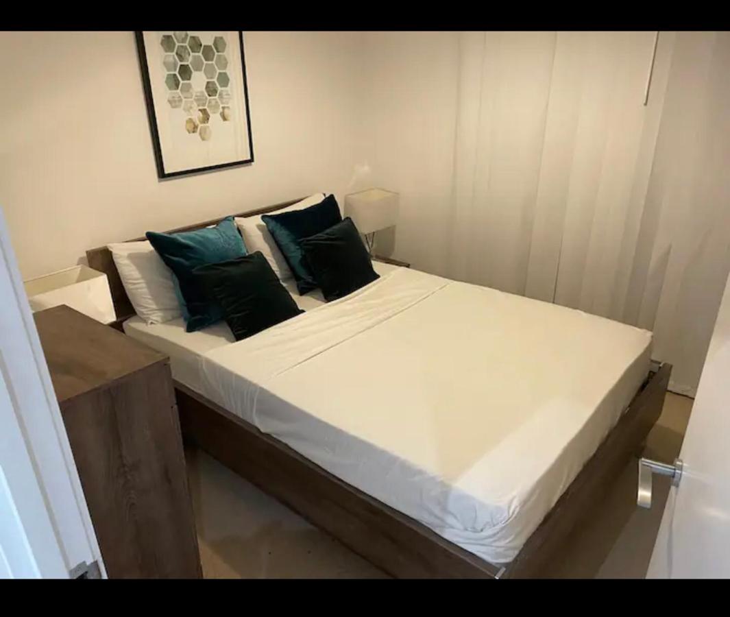 Luxurious 2 Bedroom In Canary Wharf Appartement