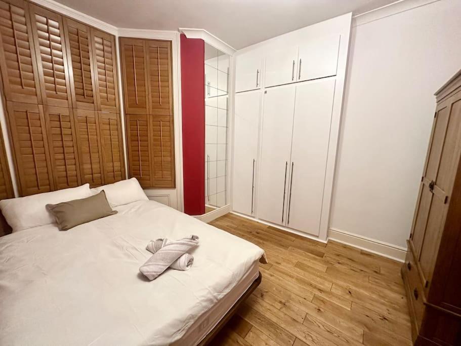 Spacious 2 Bedroom Appartement Londen