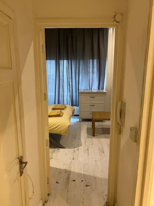 Apartment Ground Floor One Bedroom Flat Hyde Park In Central *
