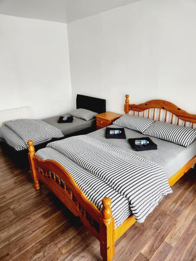 Affordable Private In Wembley * Londen