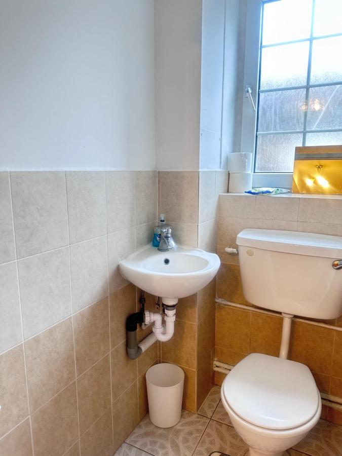 Guest house Holybush Bethnal *
