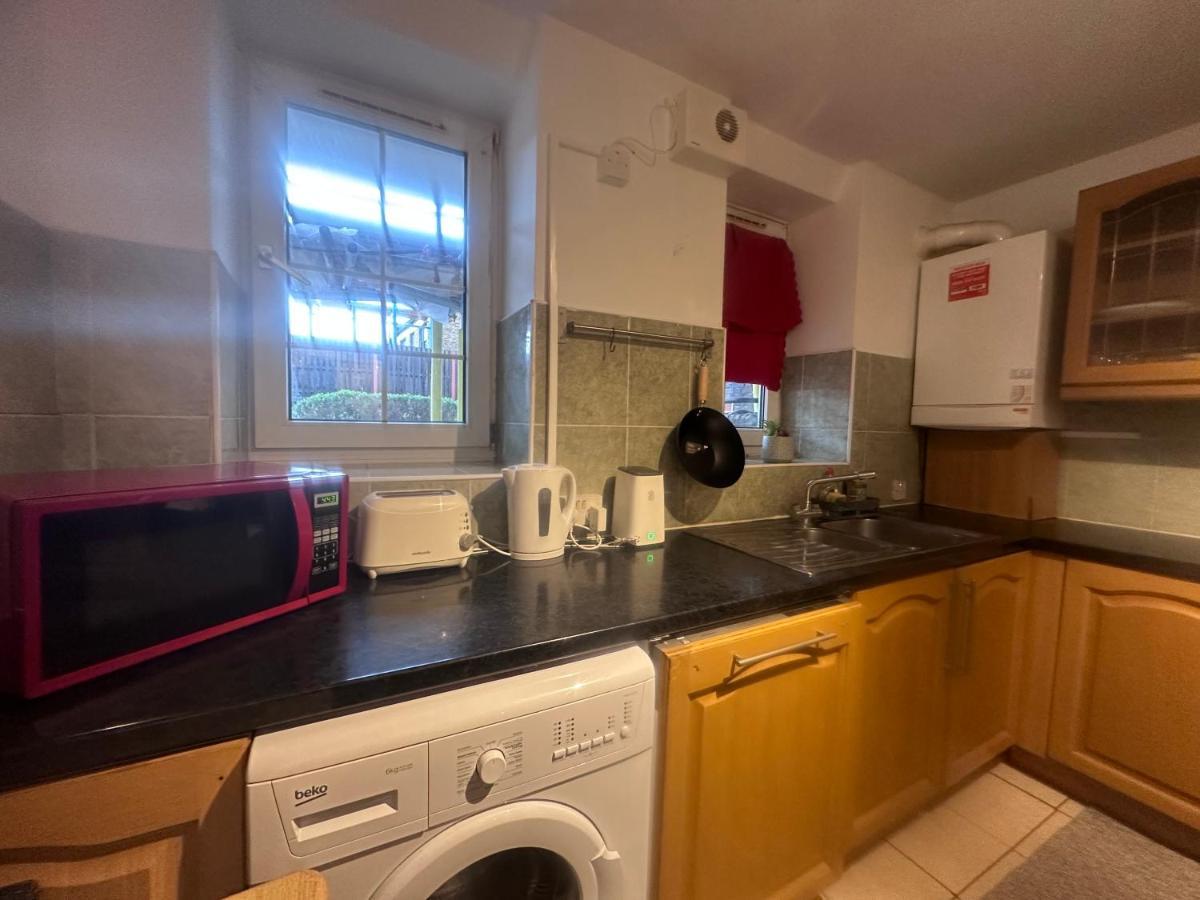 Holybush Bethnal Guest house
