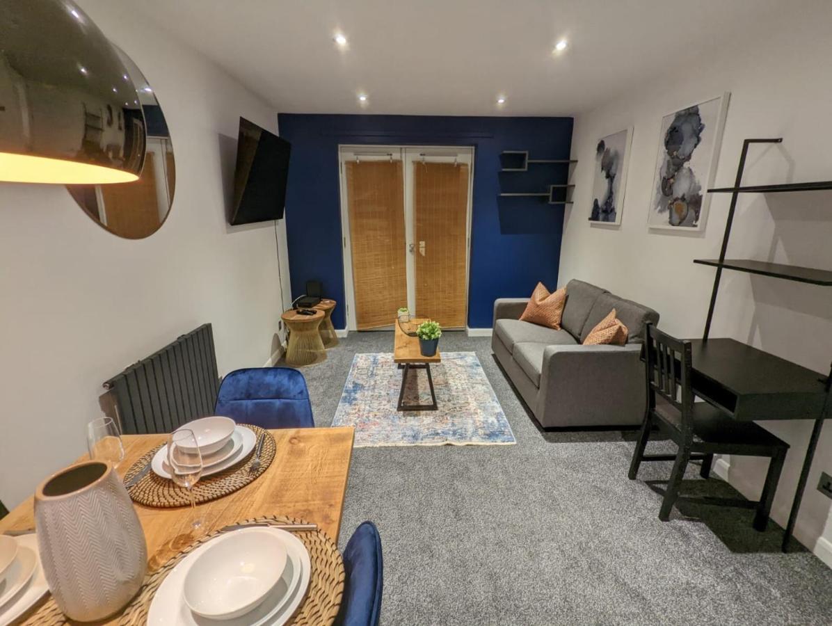 Apartment 1 Bed Near Vibrant Bethnal Green London