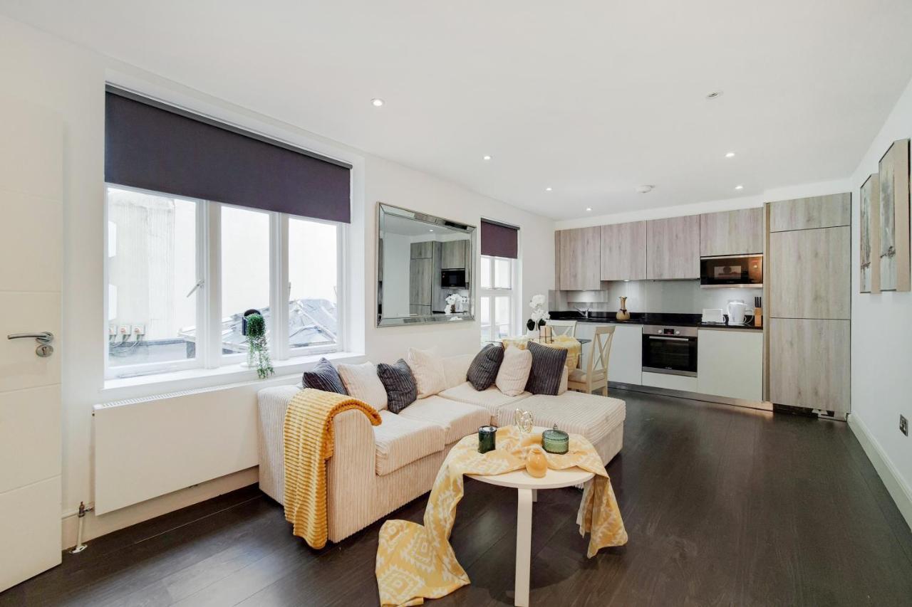 The Gloucester Residences Leilighet