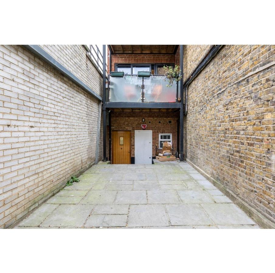 Amara Nomad Stays 1 London