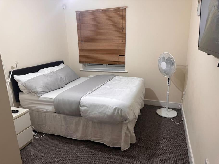 Appartement Justalf Facilities-spacious 2-bed In Thamesmead, Greenwich Londen