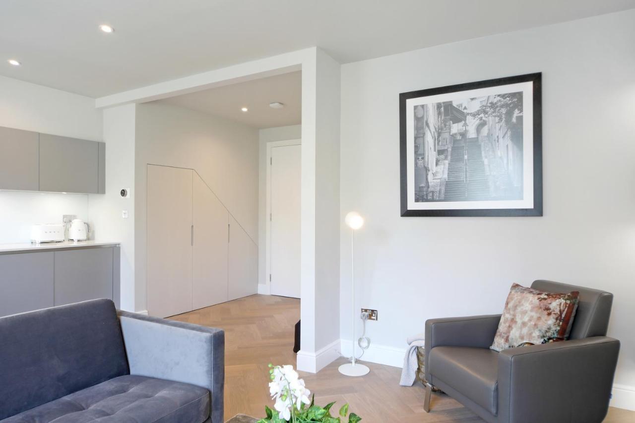 Apartment Contemporary Open Plan In Trendy Notting Hill London