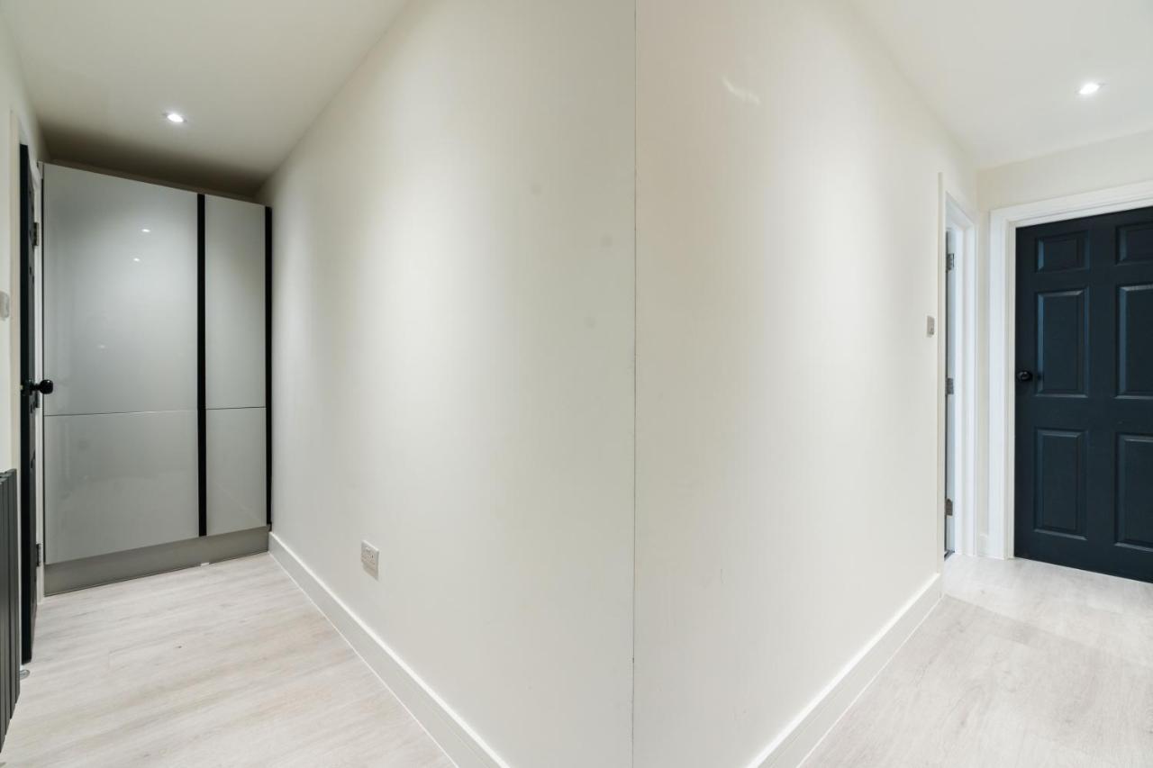 Apartamento Spacious Modern 2 Bedroom Flat *