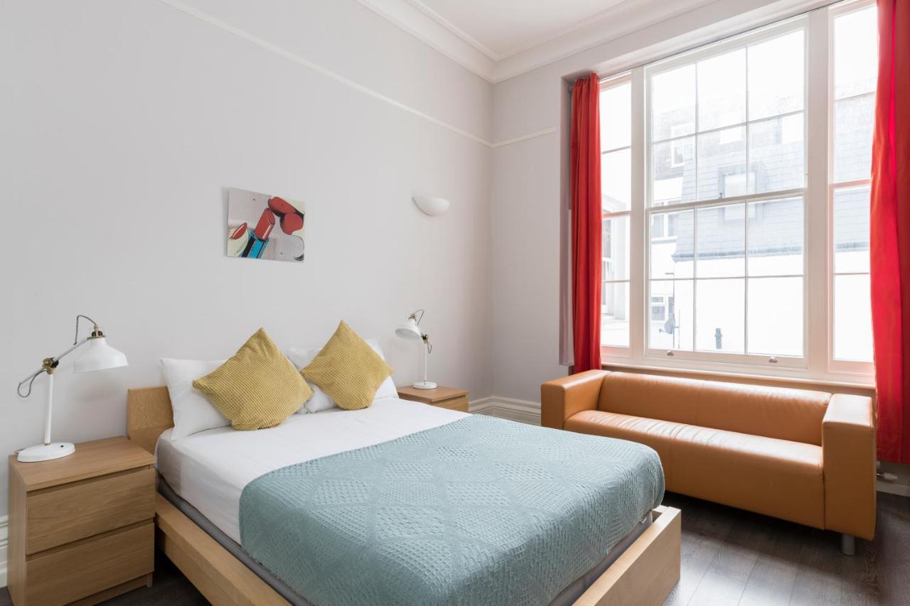 Hyde Park Apartment *