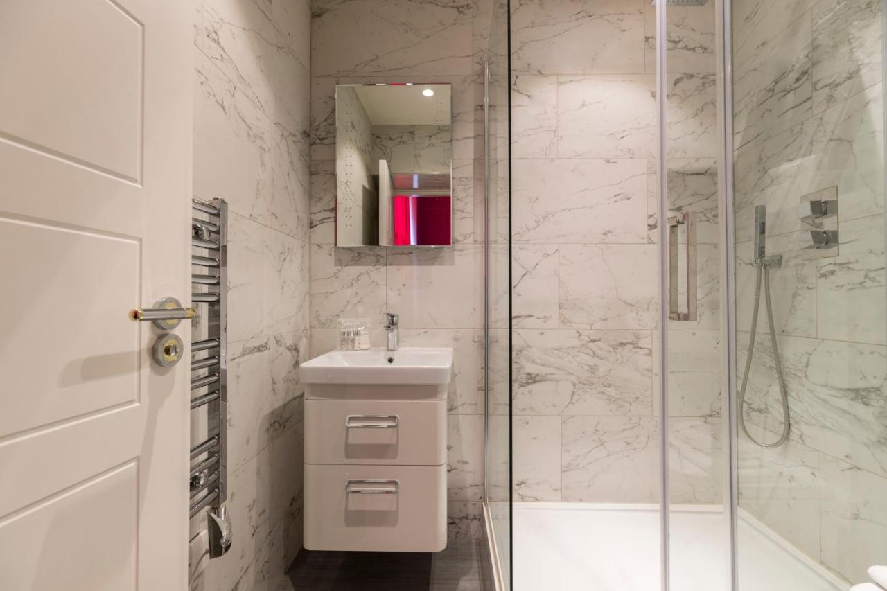 Hyde Park Apartment London