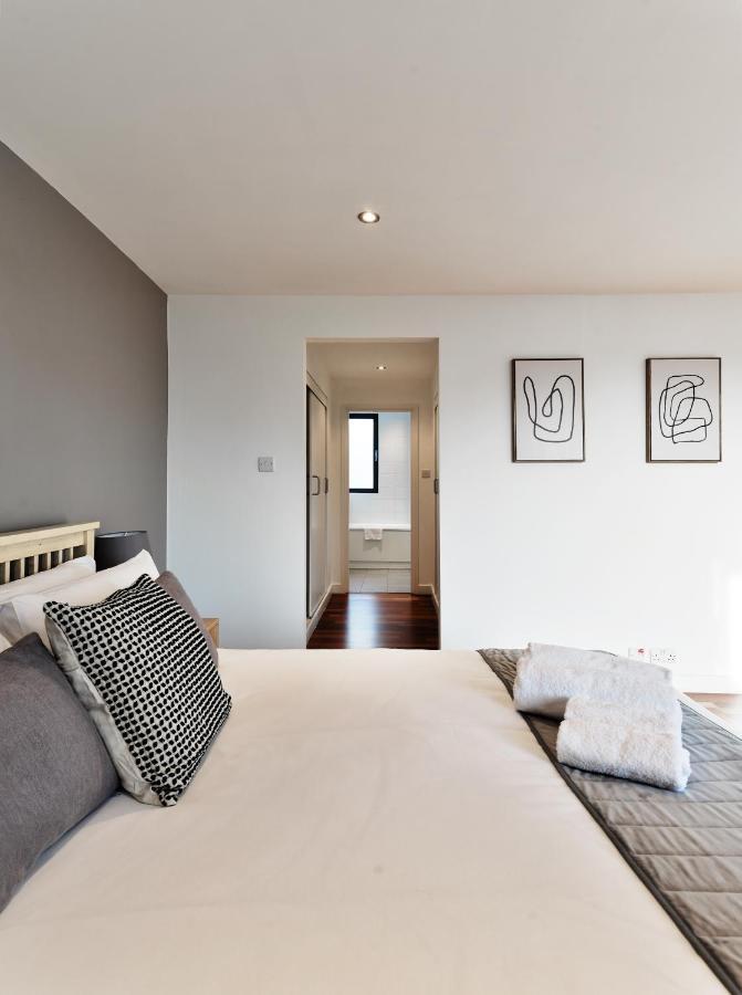 Farringdon Laceby London