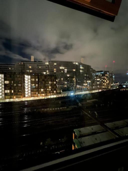 One Double Bedroom On Chelsea Bridge! Apartamento *