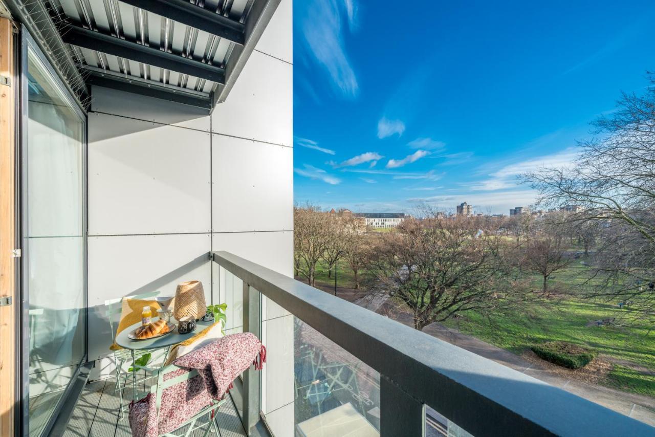 2 Bedroom With Park Views Shoreditch London