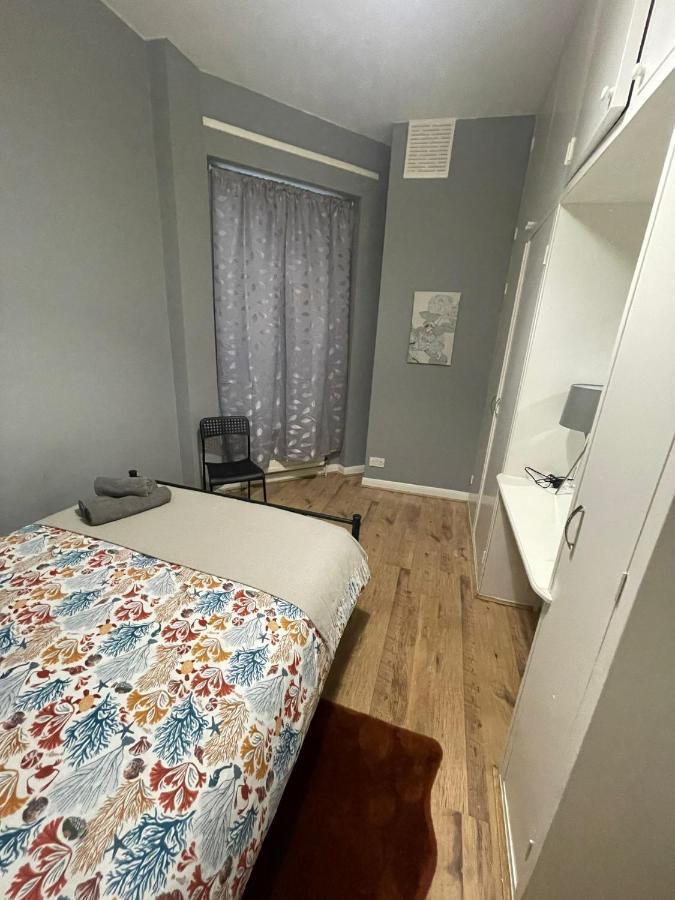 Contemporary Private Near Central Privat overnatting London