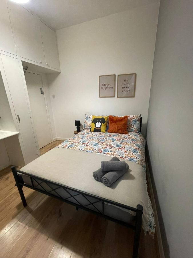 Contemporary Private Near Central *