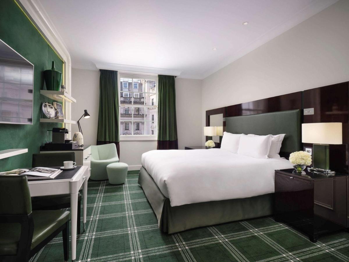 Sofitel St Hotel